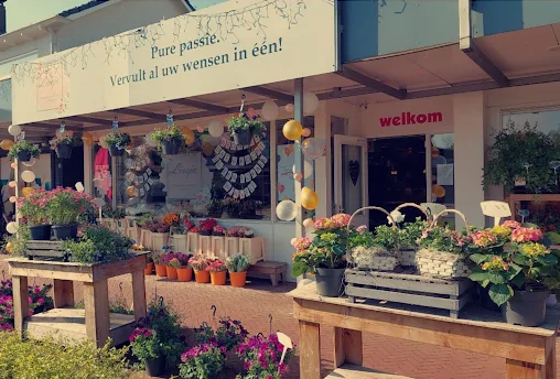Bloemist Liesje  Bloemen & Interieur Styling